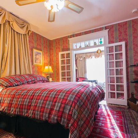 Calgary Westways Guest House Eksteriør bilde