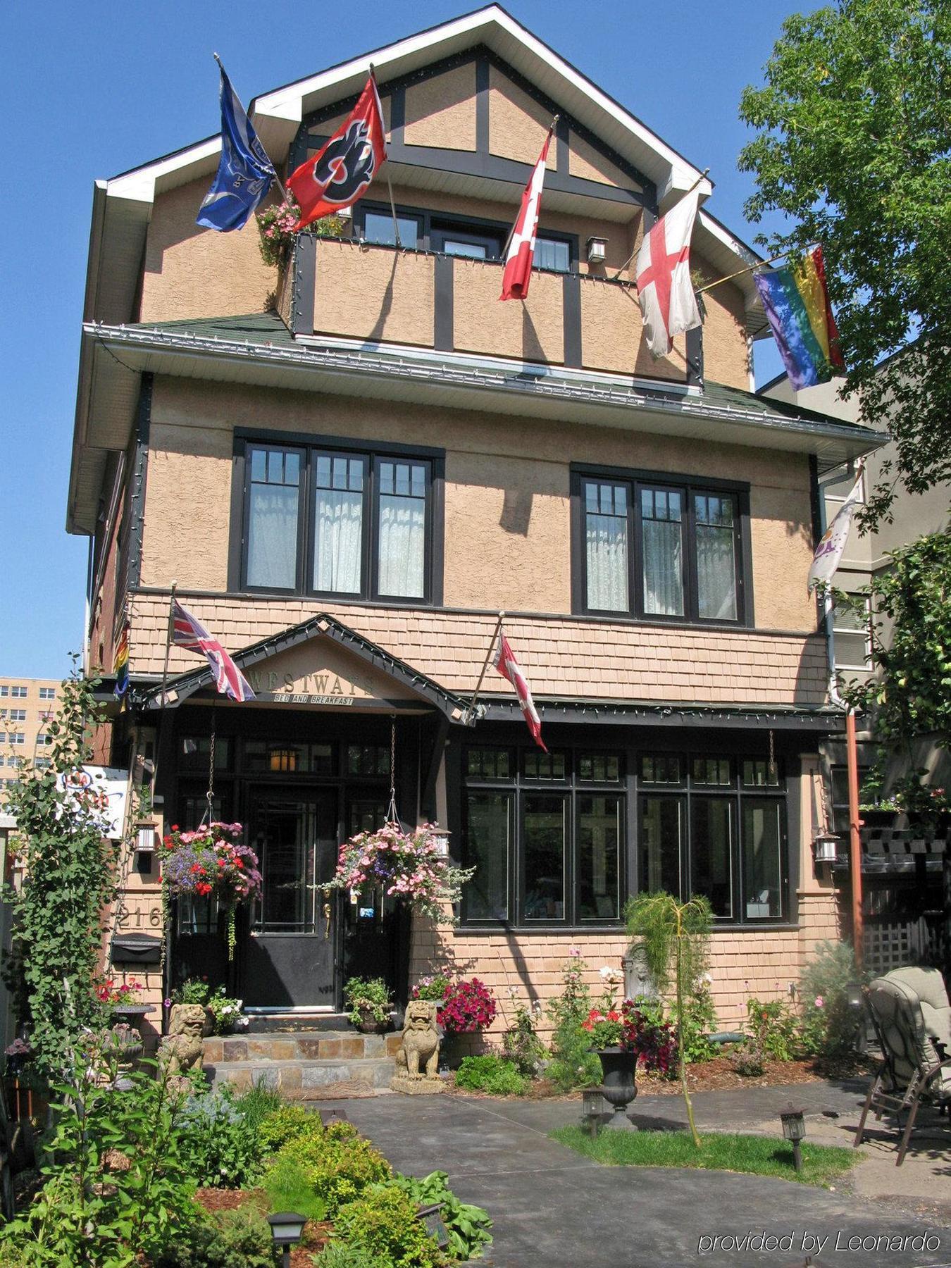 Calgary Westways Guest House Eksteriør bilde