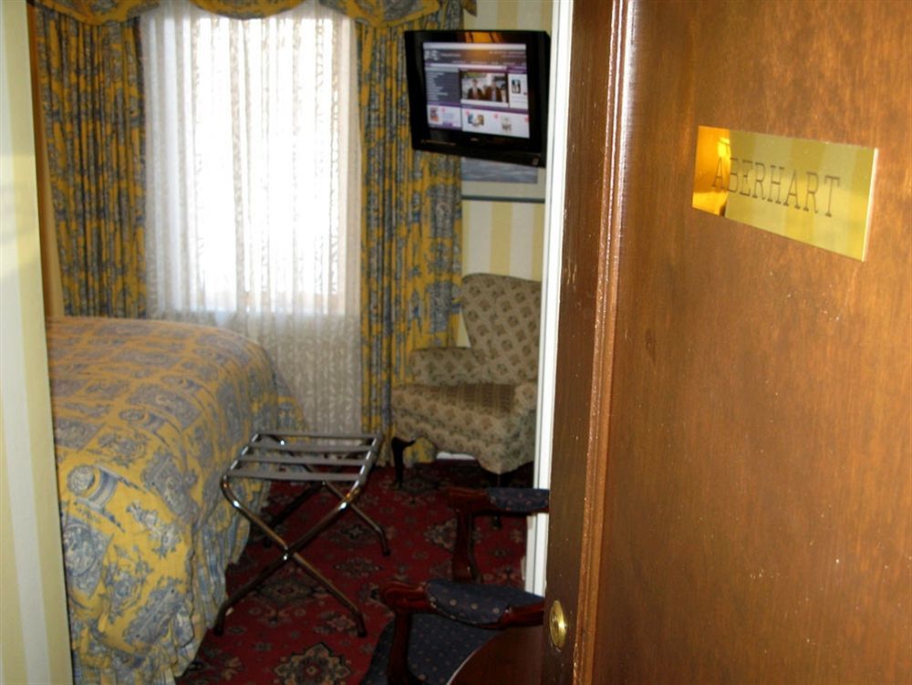 Calgary Westways Guest House Eksteriør bilde