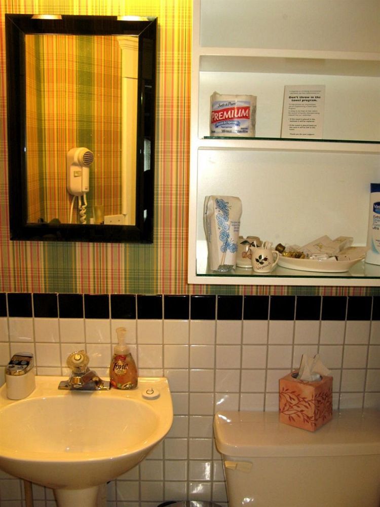 Calgary Westways Guest House Eksteriør bilde