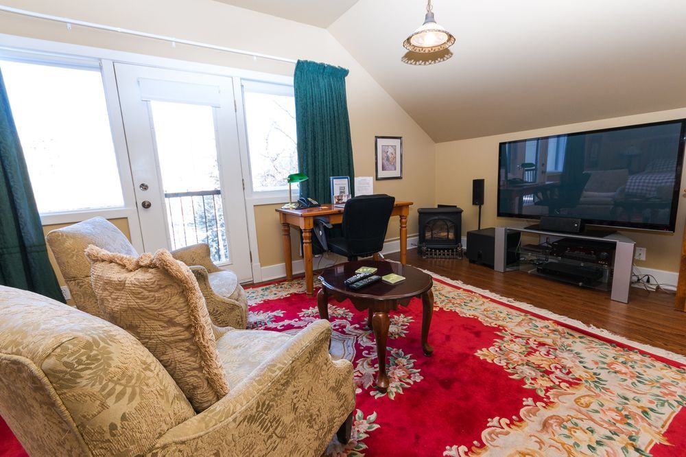 Calgary Westways Guest House Eksteriør bilde